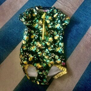 Ruffle Butts Girls Rashguard